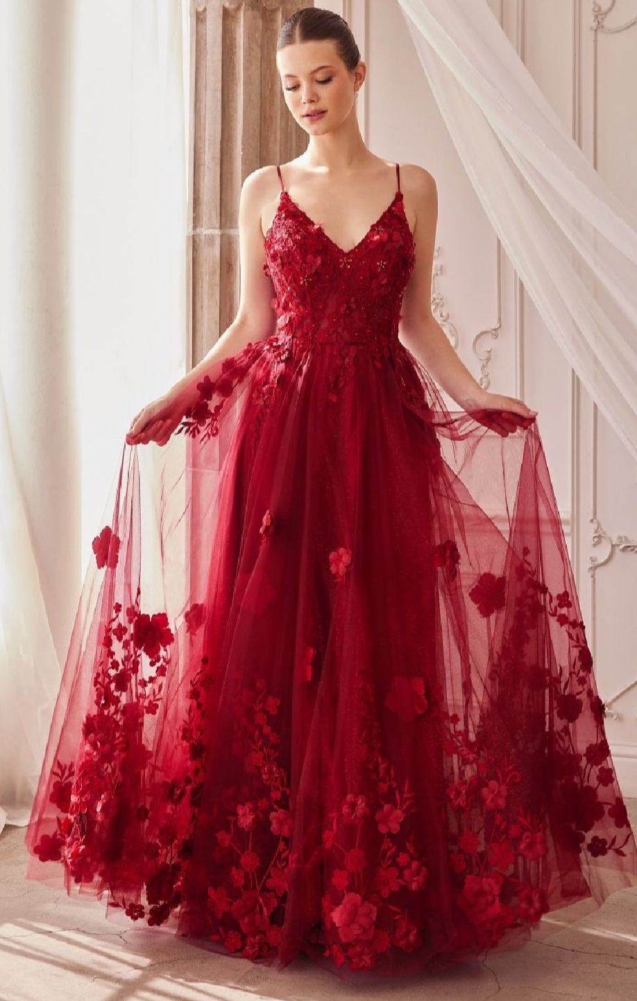 TULLE A-LINE FLORAL APPLIQUED GOWN