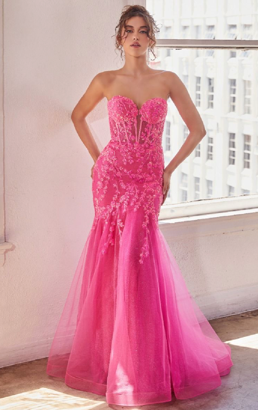 STRAPLESS EMBELLISHED MERMAID GOWN